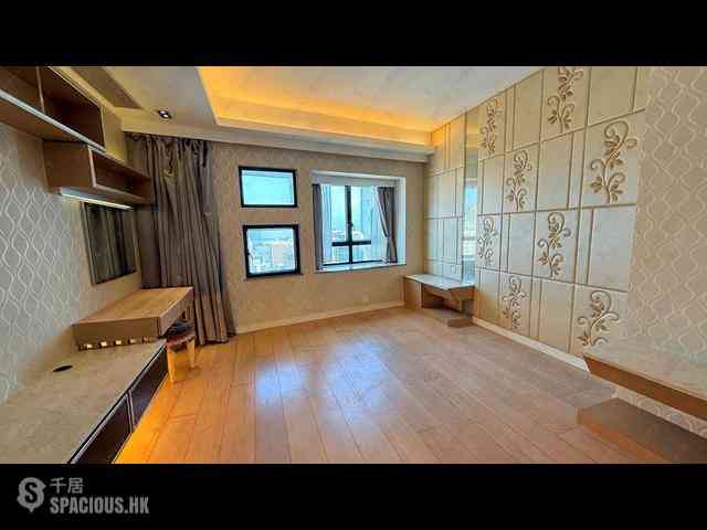 Mid Levels Central - Birchwood Place 16