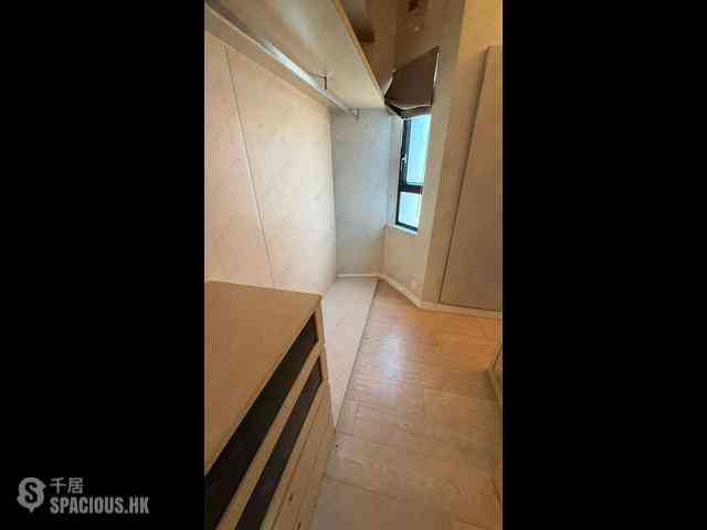 Mid Levels Central - Birchwood Place 17