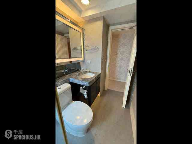 Mid Levels Central - Birchwood Place 27