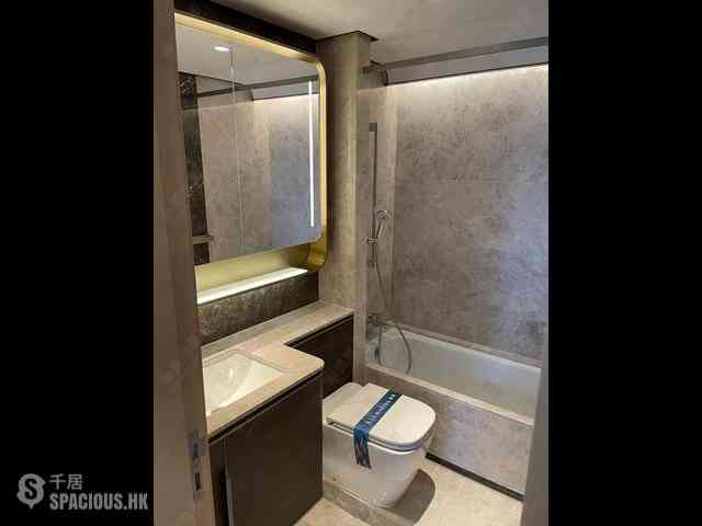 Wong Chuk Hang - The Southside Phase 2 La Marina Tower 2A 01