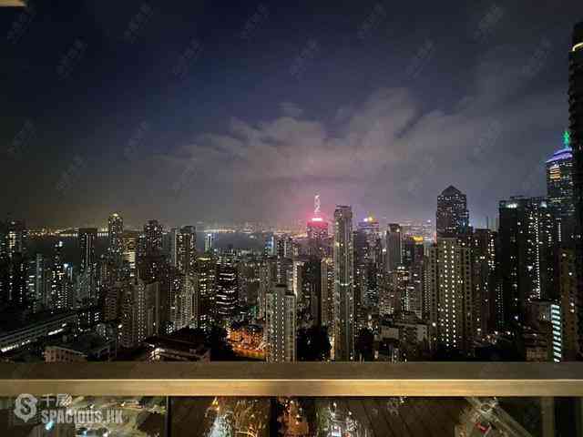 Mid Levels West - Hong Kong Garden 02