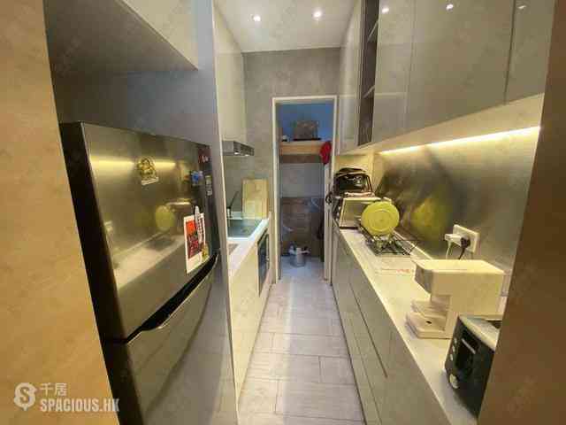 Shek Tong Tsui - The Belcher's Phase 1 Block 2 05