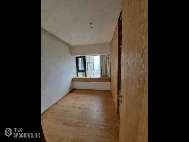 Mid Levels Central - Tavistock II 03
