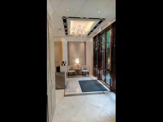 Sai Ying Pun - 63, Pokfulam Emerald House (Tower 2) 04