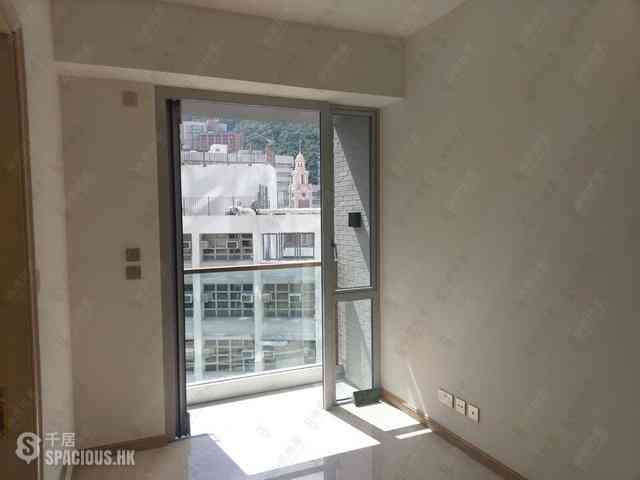 Sai Ying Pun - 63, Pokfulam Amber House (Tower 1) 04