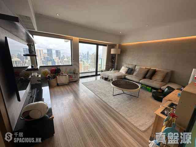 Tai Hang - Yick King Building 04