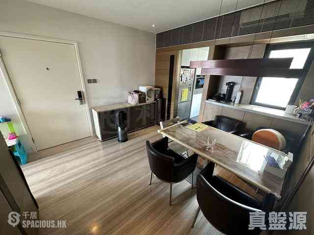 Tai Hang - Yick King Building 05