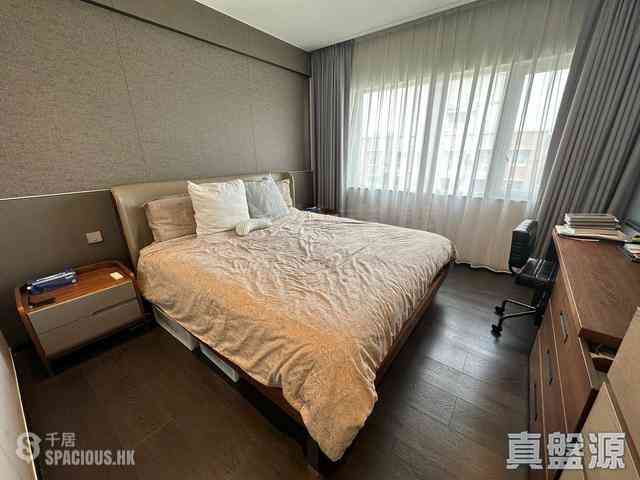 Tai Hang - Yick King Building 11