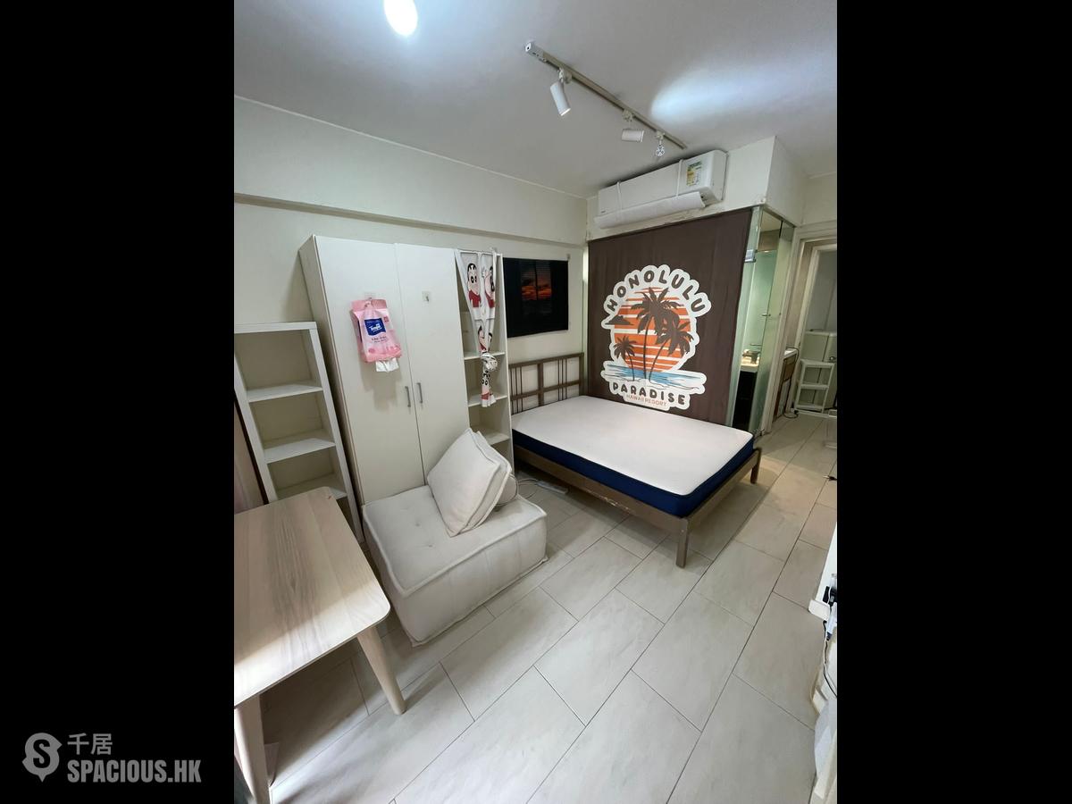 Sheung Wan - Urbana 38 01