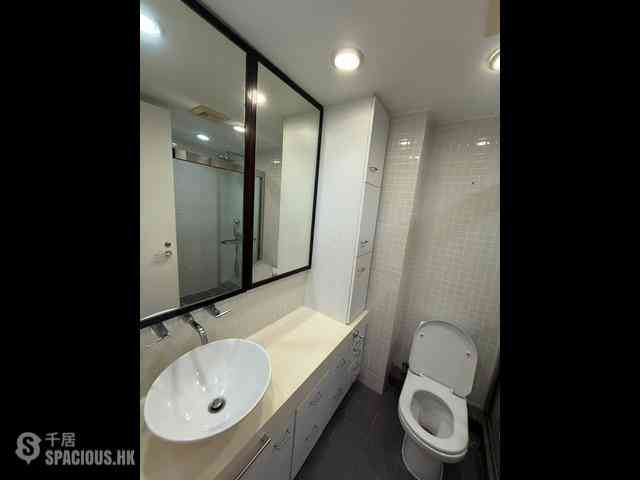Mid Levels West - Chong Yuen 15