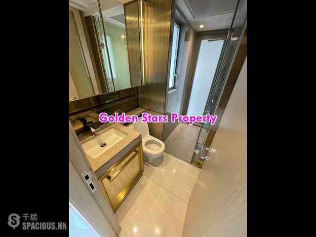 Sai Ying Pun - King's Hill 02