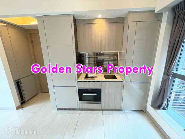 Sai Ying Pun - King's Hill 07