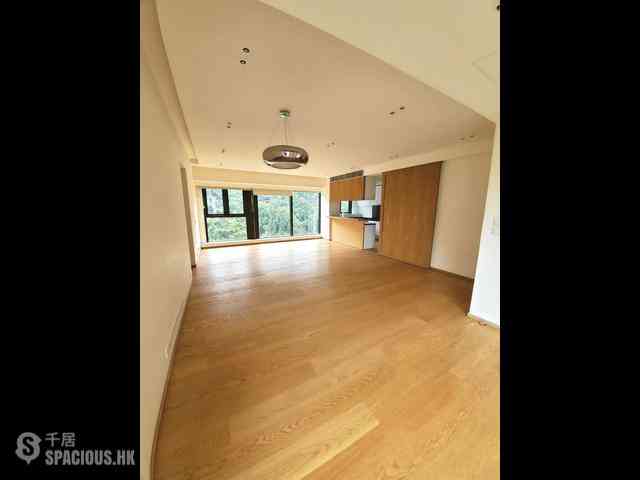 Mid Levels Central - Tavistock II 03
