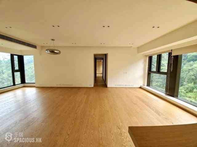 Mid Levels Central - Tavistock II 06