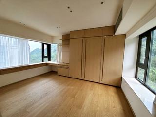 Mid Levels Central - Tavistock II 11