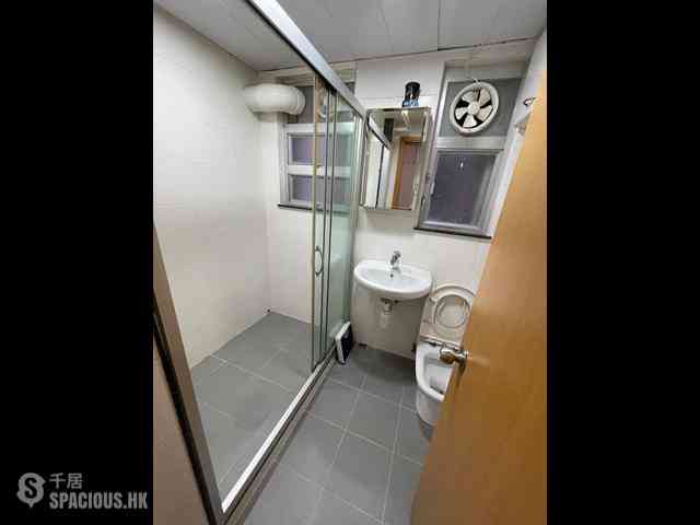 Sheung Wan - Tai Fat Building 06