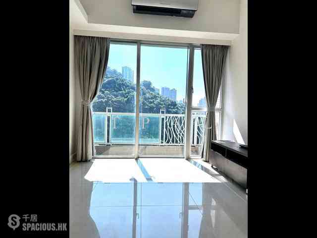 鲗鱼涌 - Casa 880 01