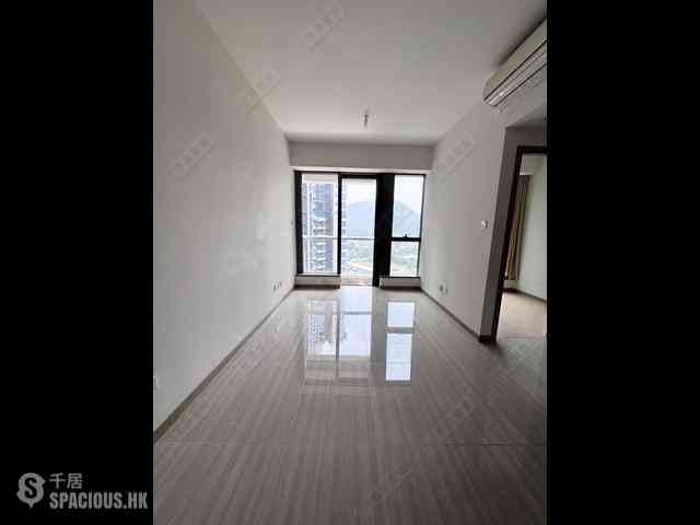 Wong Chuk Hang - The Southside Phase 1 Southland Tower 2A 02