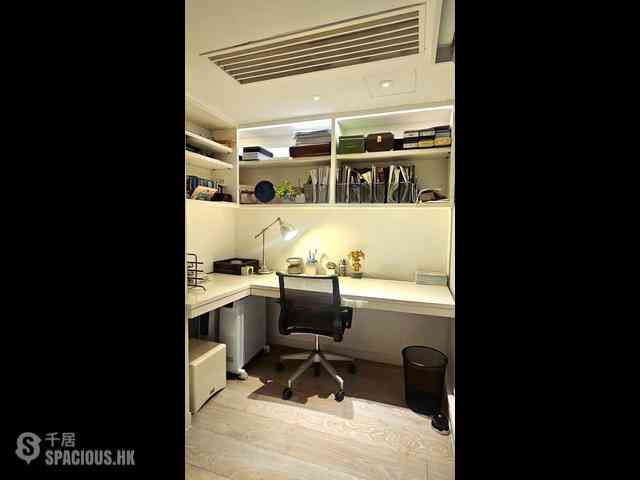 Pok Fu Lam - Villa Cecil 23
