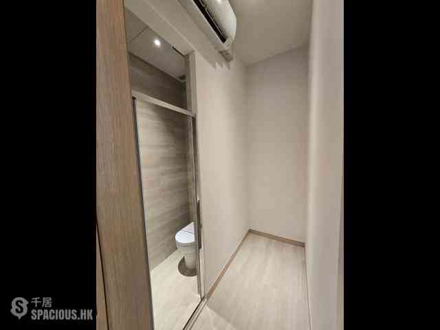 Sai Ying Pun - Upper Manor 15