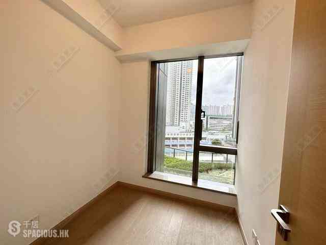 Wong Chuk Hang - The Southside Phase 2 La Marina Tower 2A 05