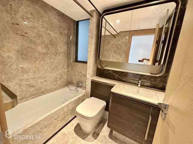 Wong Chuk Hang - The Southside Phase 2 La Marina Tower 2A 08