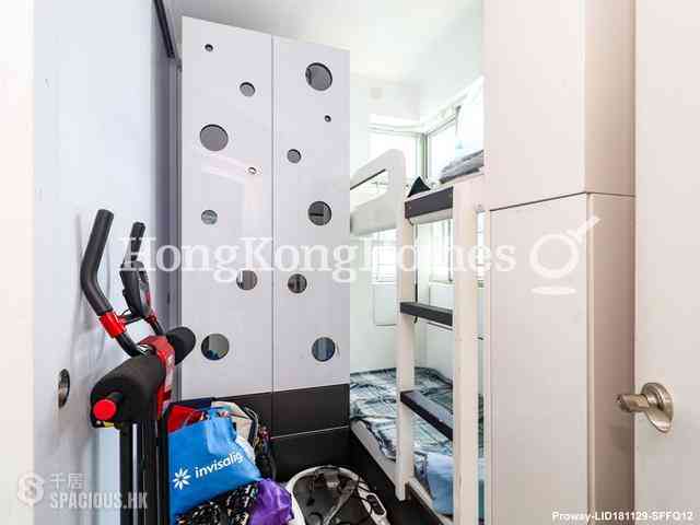 Ap Lei Chau - Sham Wan Towers 11