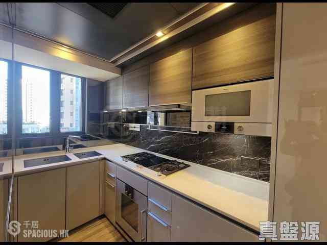 Tseung Kwan O - The Wings IIIA 14