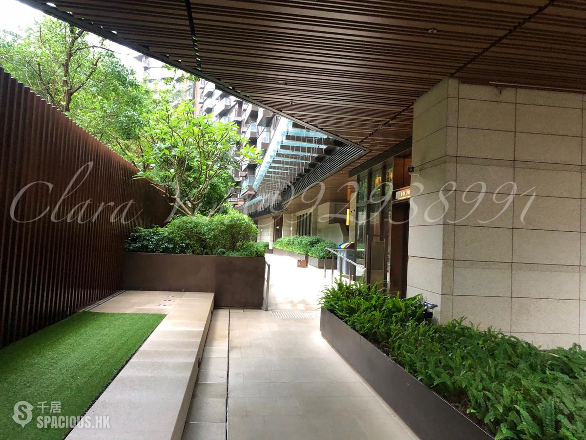 Shau Kei Wan - Island Garden 01