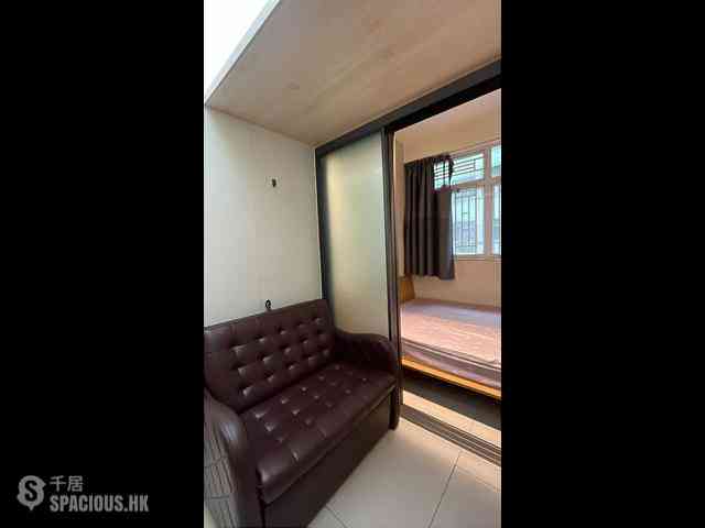 Mong Kok - Lee Hing Building 01