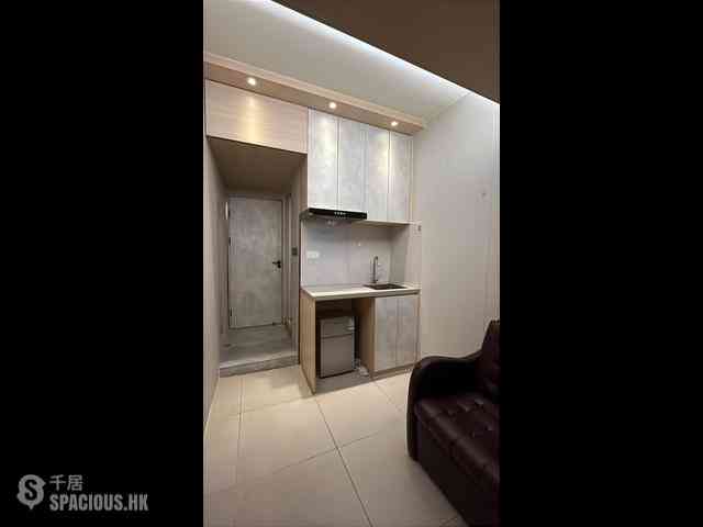 Mong Kok - Lee Hing Building 02