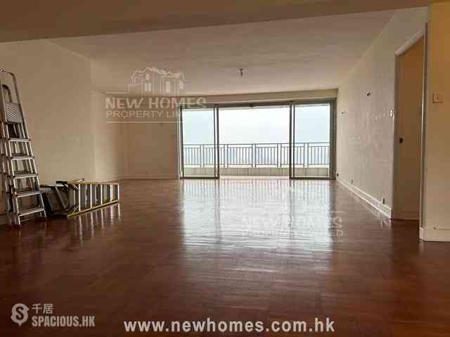 Stubbs Road - Evergreen Villa 04