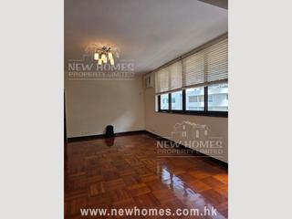 Happy Valley - Antonia House 06