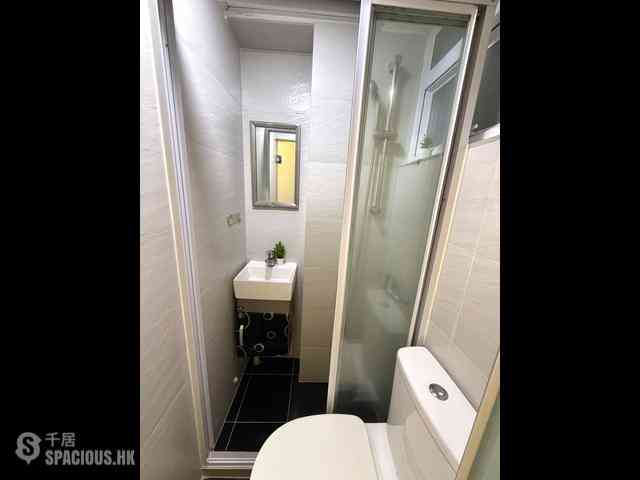 Shau Kei Wan - Fong Man House 01