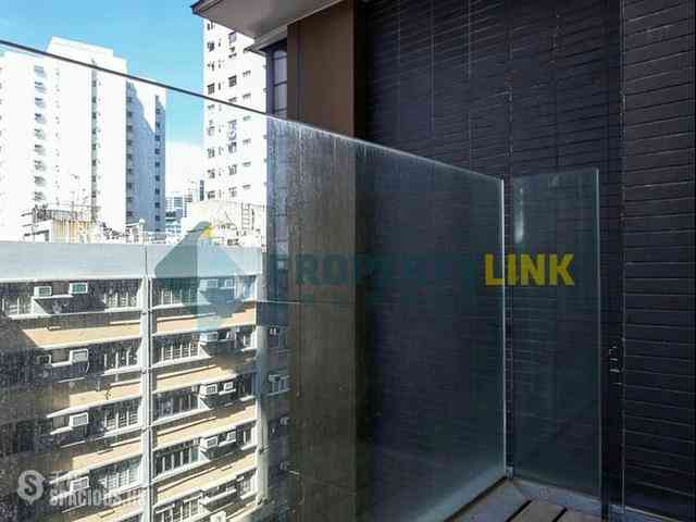 Mid Levels Central - Gramercy 04