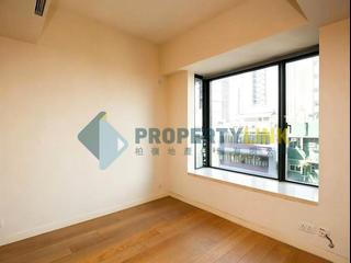 Mid Levels Central - Gramercy 02