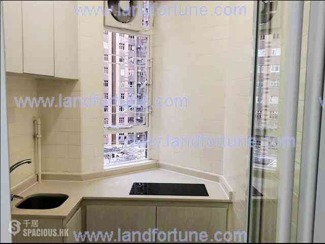Quarry Bay - Kiu Ying Building 04