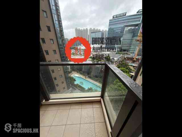 Tseung Kwan O - The Wings IIIA 01