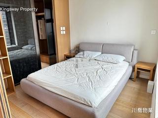 Mid Levels Central - Gramercy 04