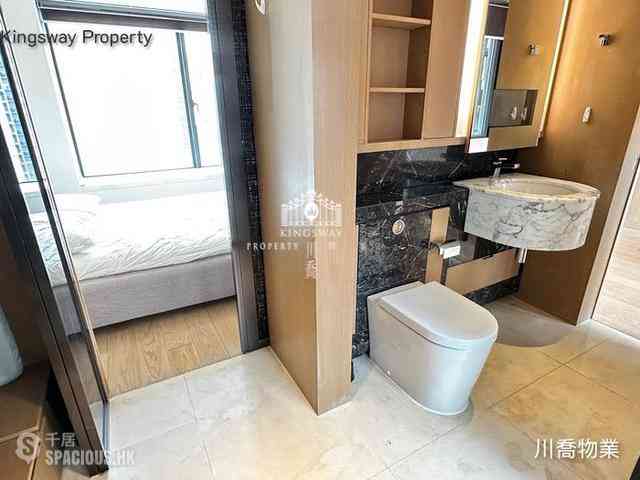 Mid Levels Central - Gramercy 05