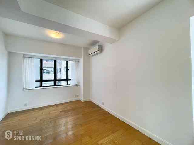 Mid Levels Central - Robinson Heights Block 3 07