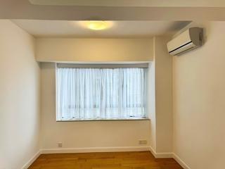 Mid Levels Central - Robinson Heights Block 3 08