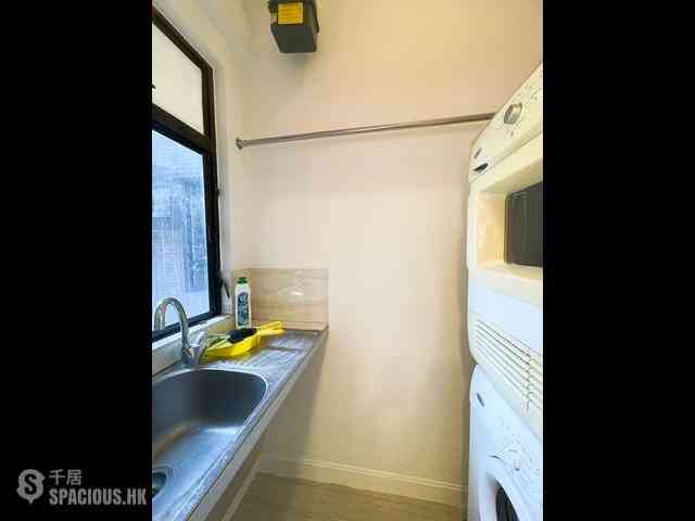 Mid Levels Central - Robinson Heights Block 3 10