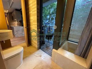 Mid Levels Central - Gramercy 06