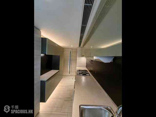 North Point - Fleur Pavilia Tower 3 06