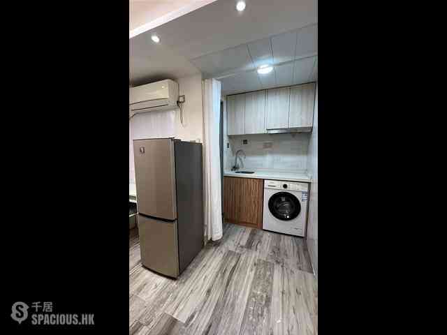 Mong Kok - Hing Fat Building 01