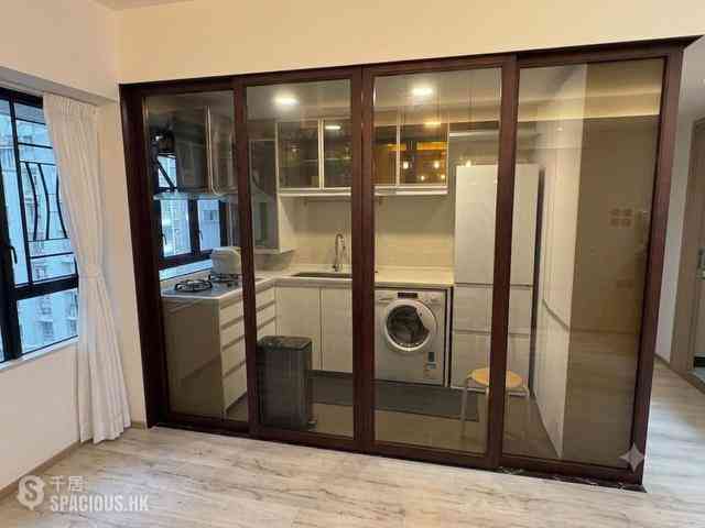 Mid Levels Central - Robinson Heights 03