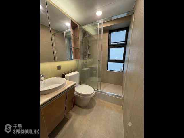 Mid Levels Central - Robinson Heights 07