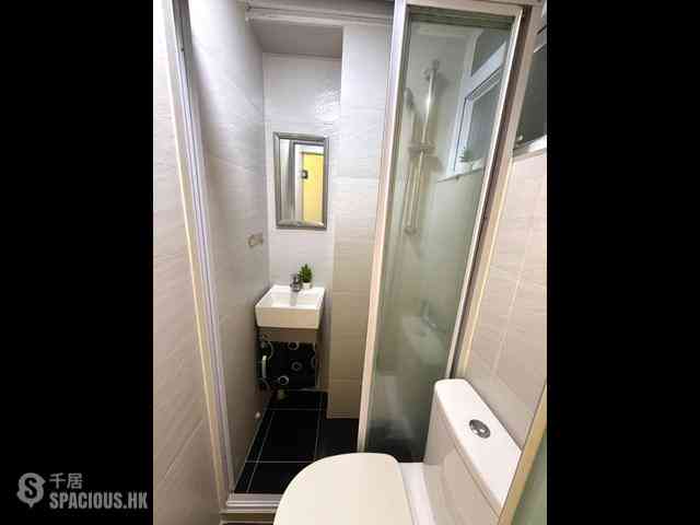 Shau Kei Wan - Fong Man House 02