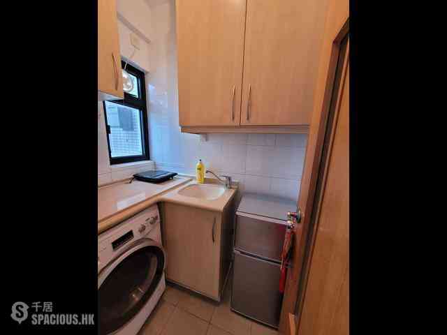 Wan Chai - 112, Johnston Road 03